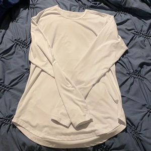 ESNTLS scoop long sleeve